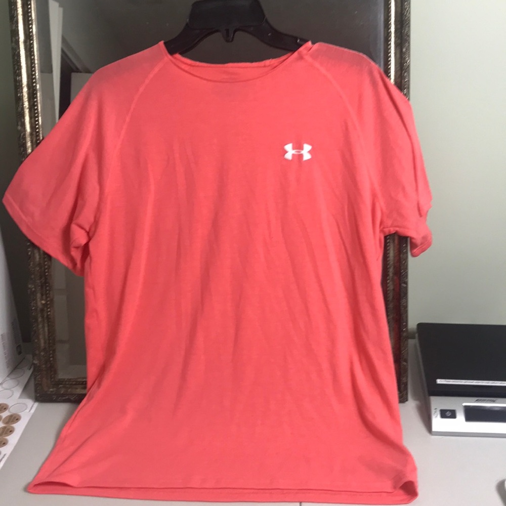 Under Armour heatgear shortsleeved raw col…
